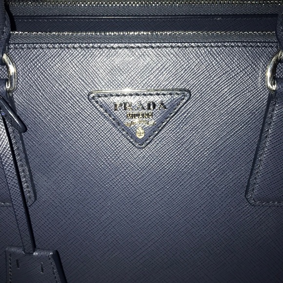 NWT Prada Saffiano Lux Double Zip Bag - Picture 3 of 8